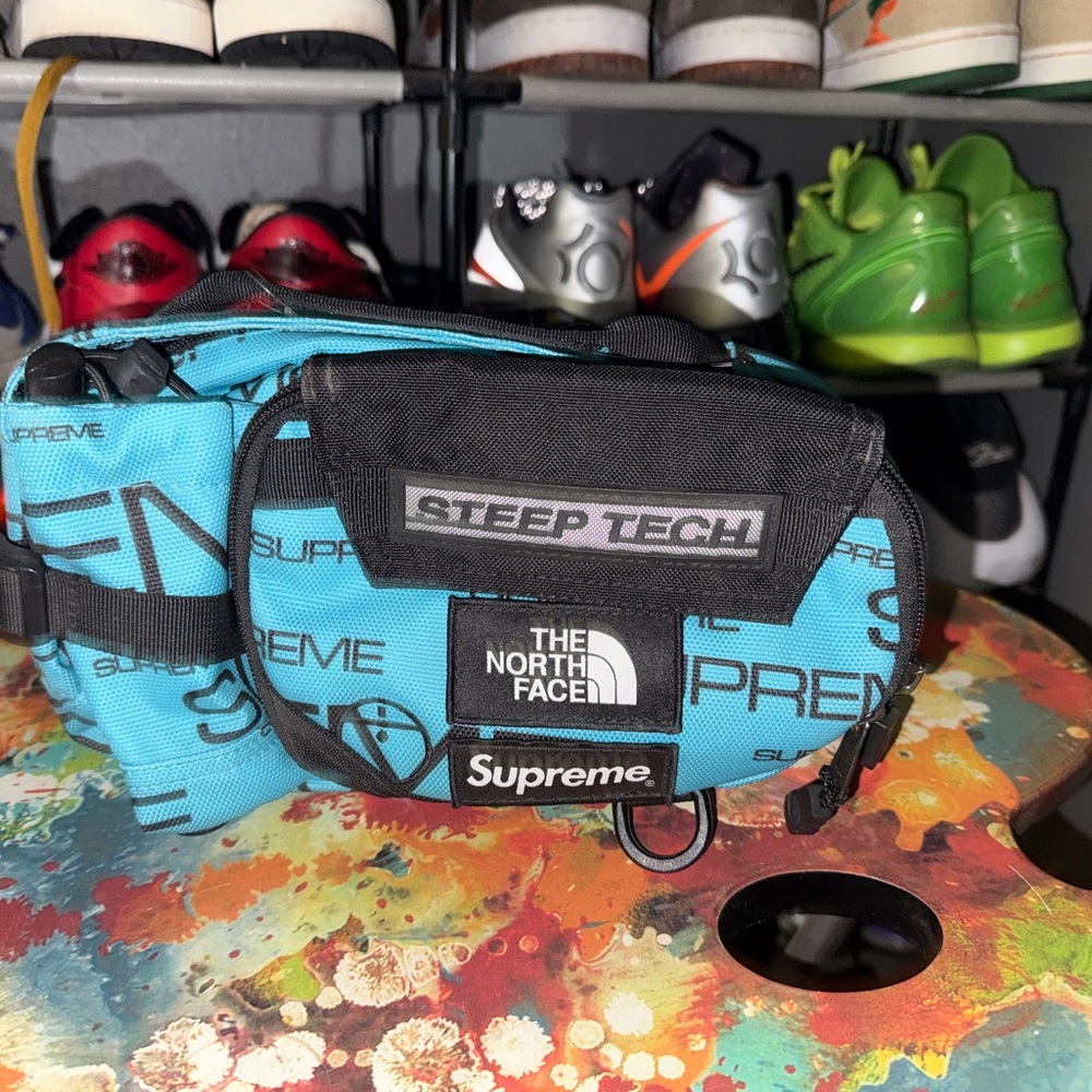 The North Face Steep Tech x Supreme (New)